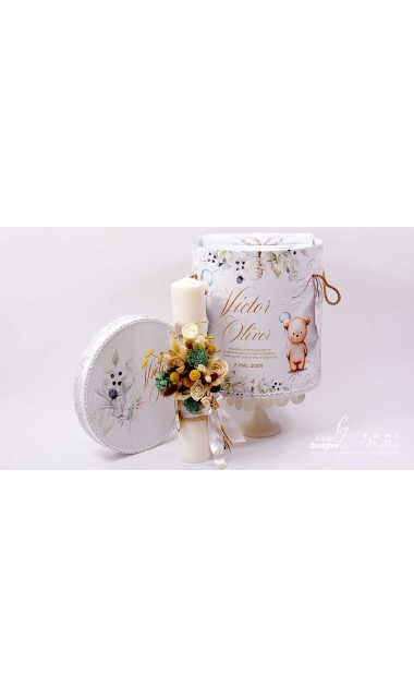 Lumanare botez scurta stalp decorata cu flori uscate si eticheta personalizata 10